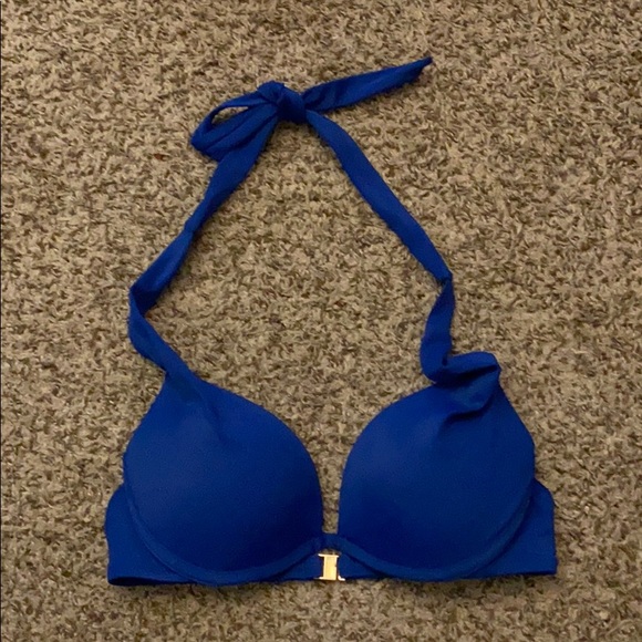 Victoria’s Secret Swim - Picture 1 of 2